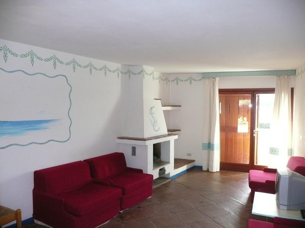 Hotel Residence Rena Bianca 바야사드리니아 객실 사진